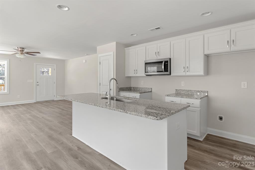 735 8th Avenue Ct Se #NA - Photo 5 of 25