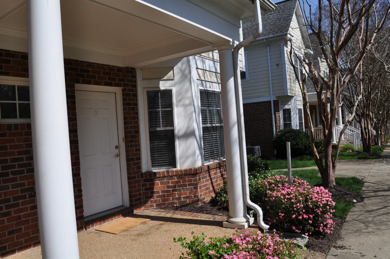 164 Old Fifth Circle - Photo 3 of 19