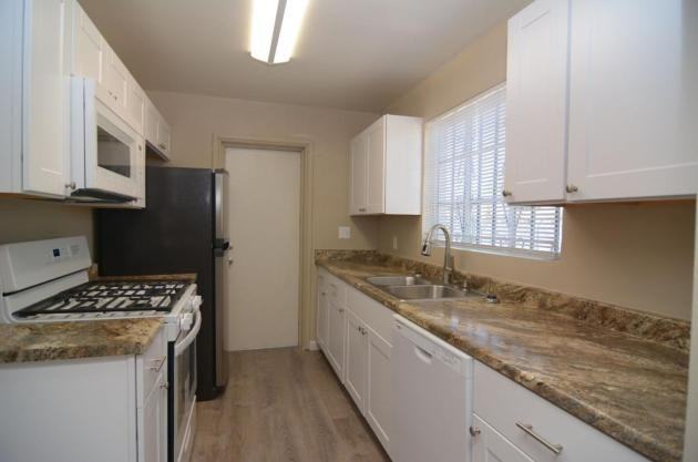 1602 South Camino Del Sierra - Photo 2 of 5