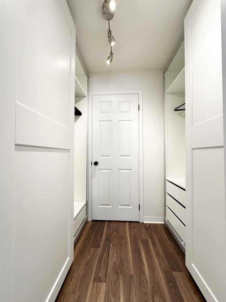 2134 Kensington Road Northwest ##- - Photo 7 of 23