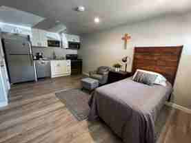 1201 S 7th Ave - Photo 1 of 1