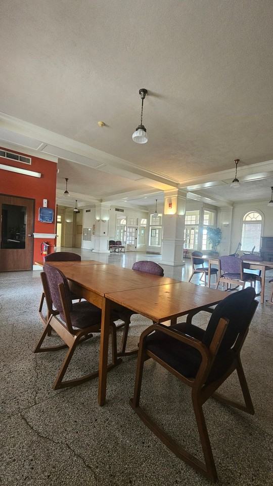 Schneider House - Photo 4 of 26