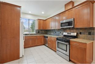 5331 Ne Cully Blvd - Photo 1 of 1