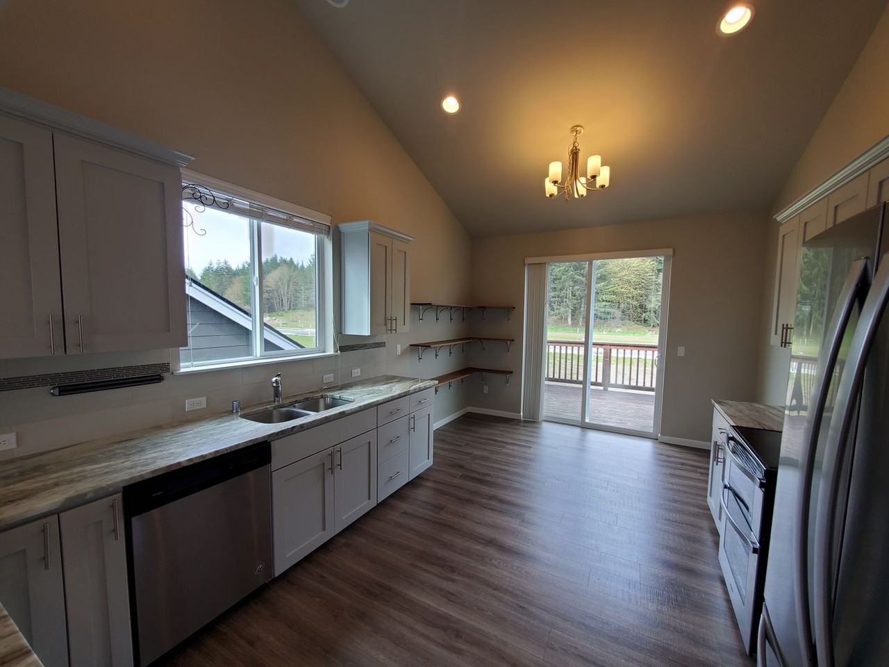 9952 Jackson St Se - Photo 2 of 50