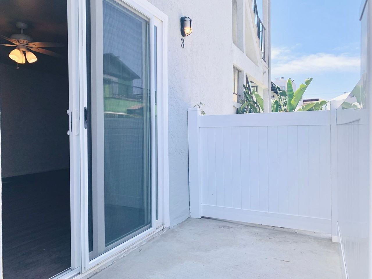 825 Niantic Ct #3 - Photo 2 of 17