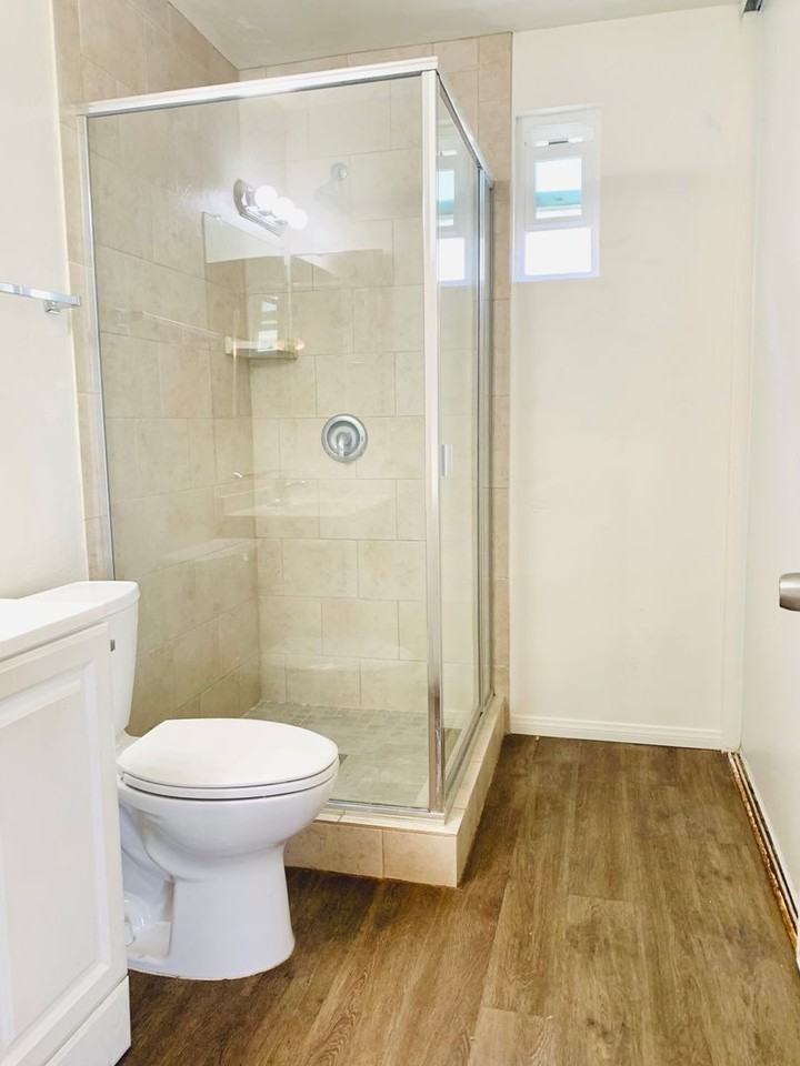 825 Niantic Ct #3 - Photo 7 of 17