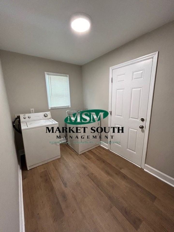 54 W 108 - Photo 2 of 10