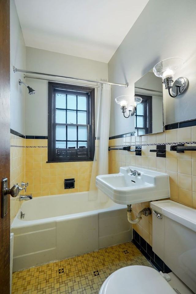 3322 Blaisdell Ave South - Photo 6 of 11