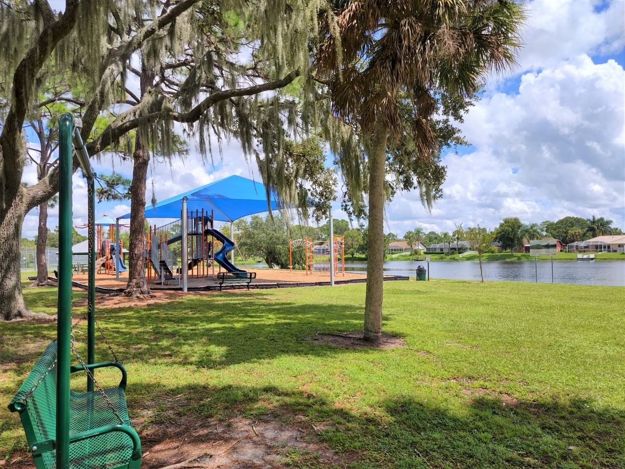 4433 Mckibben Dr - Photo 3 of 26