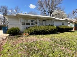 featured image of 2445 N Franklin Ave