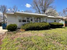 2445 N Franklin Ave - Photo 1 of 1