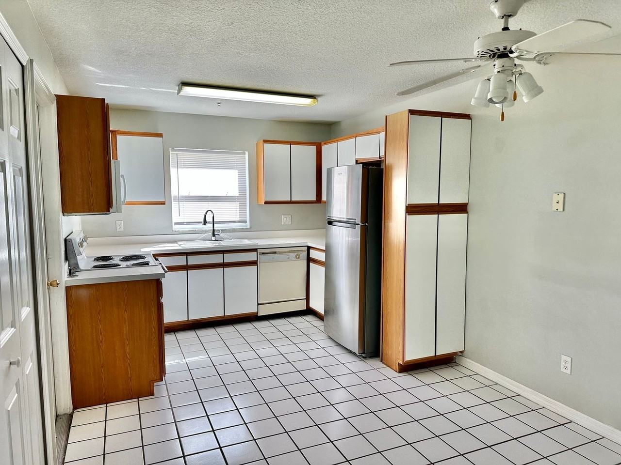 3449 Allston Ln - Photo 6 of 28