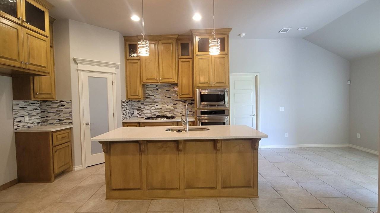 8720 Sw 66th Pl - Photo 4 of 23