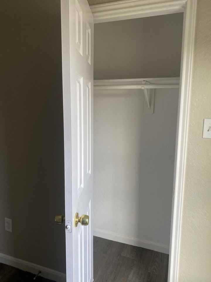 2105 Tidwell Rd - Photo 3 of 19