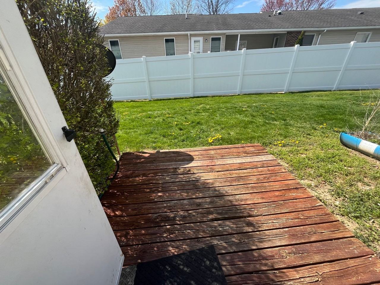 1621 Buttonwood Ct - Photo 2 of 11