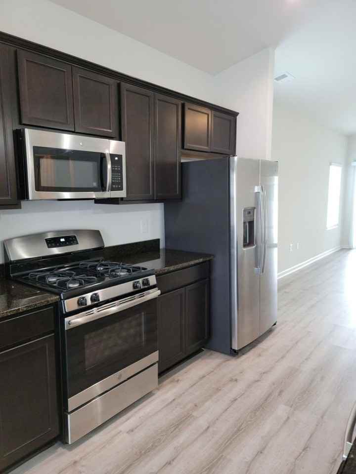 344 Angler Ct - Photo 2 of 25
