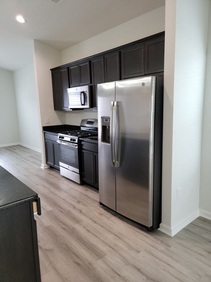 344 Angler Ct - Photo 3 of 25
