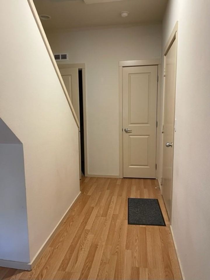 366 Nw Pebble Ln - Photo 3 of 26