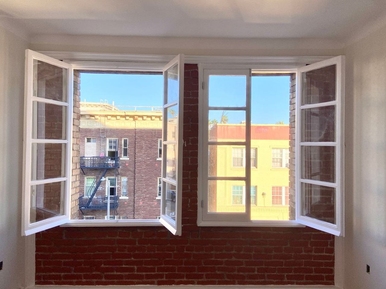 Royal Lake Apartments - Photo 2 of 9