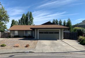 featured image of 820 Lombard Way