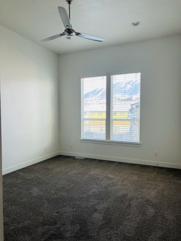 14737 S Asher Ln - Photo 6 of 21