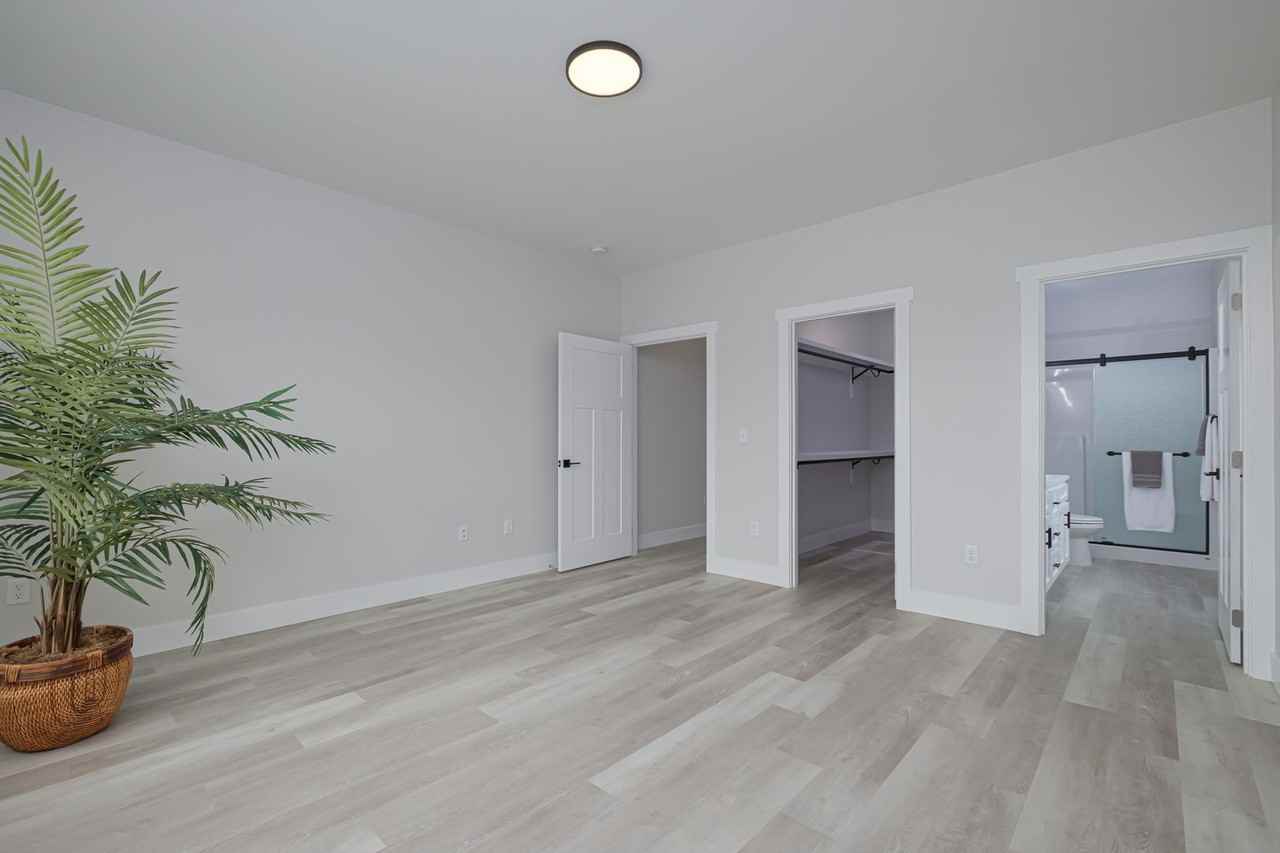 711 L St Sw - Photo 6 of 21