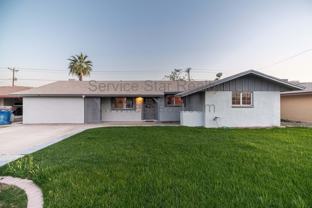 923 E Wesleyan Dr - Photo 1 of 1