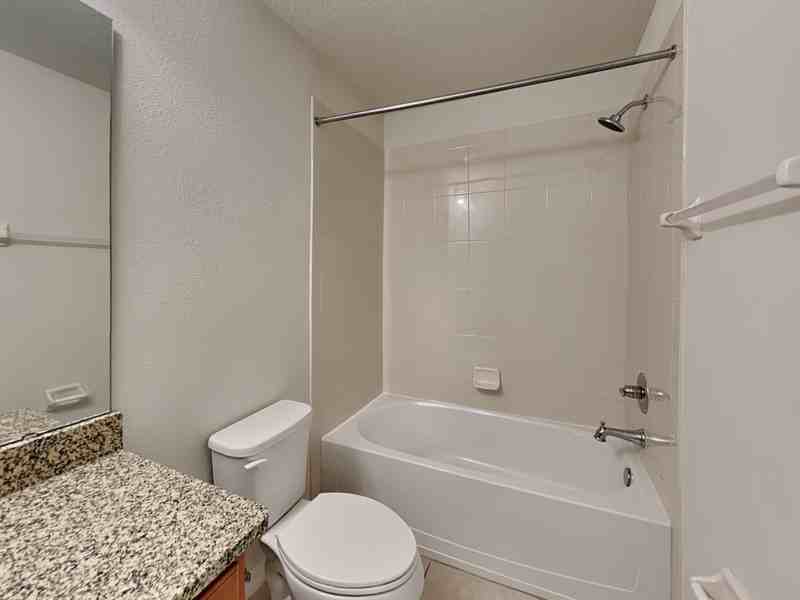 7503 Aloma Pines Ct - Photo 7 of 19