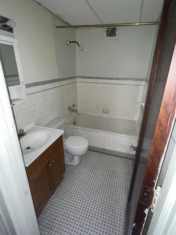 403 N 4th St - Photo 5 of 11