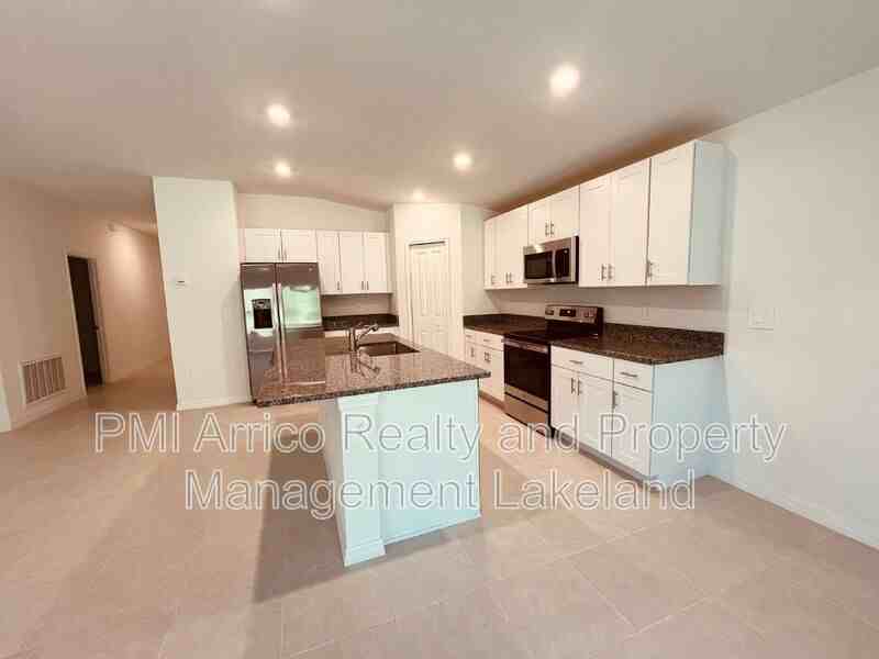 1898 Red Loop - Photo 3 of 25