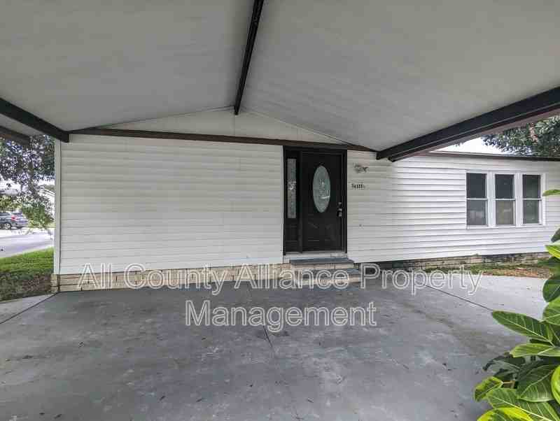 34335 Lodge Dr - Photo 3 of 30