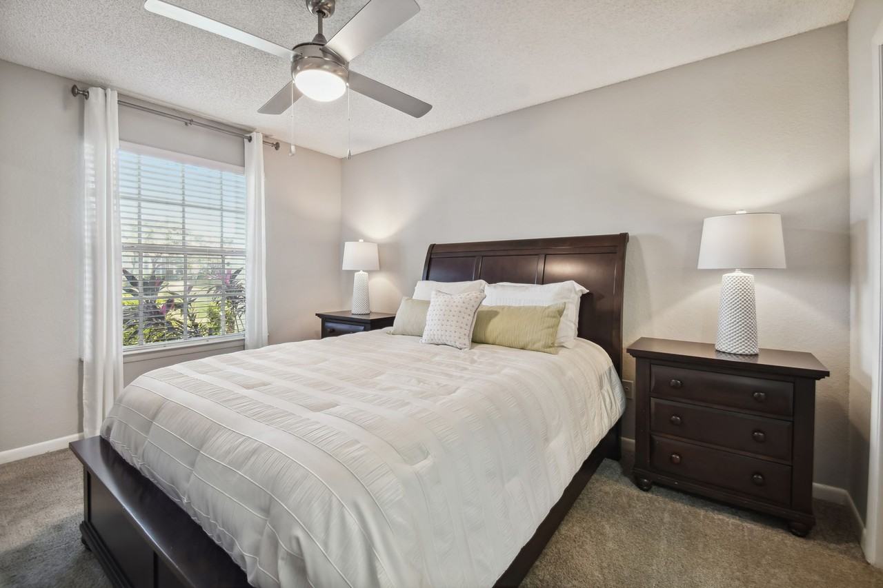 Pine Harbour Apartments - Photo 6 of 14