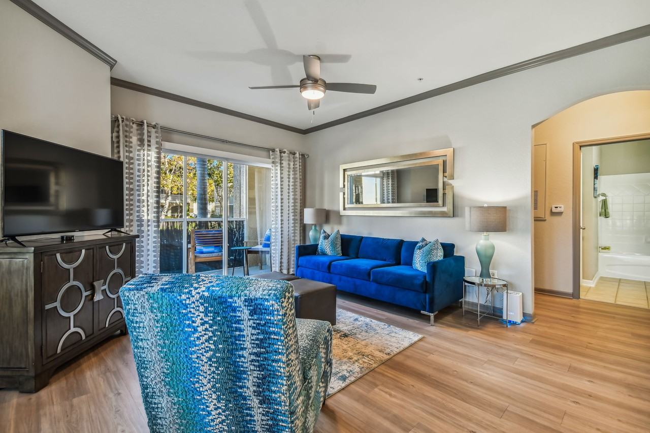 Seasons at Westchase Apartments - Photo 7 of 18