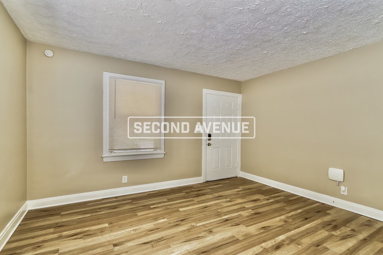 651 S 37th St - Photo 7 of 19