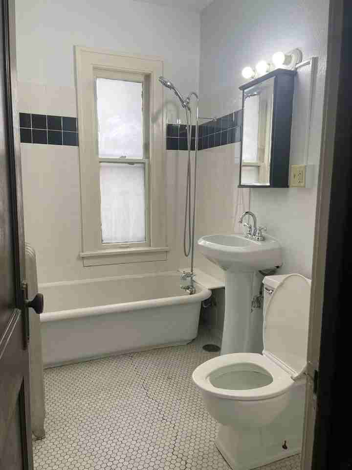 2507 Nicollet Ave. S - Photo 7 of 20