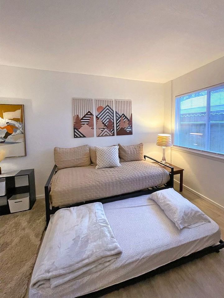 Greenwood Rd 4091 - Photo 4 of 31