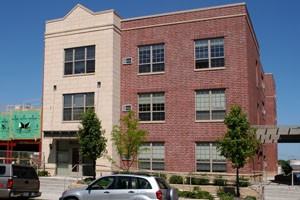 featured image of 820 Williamson St