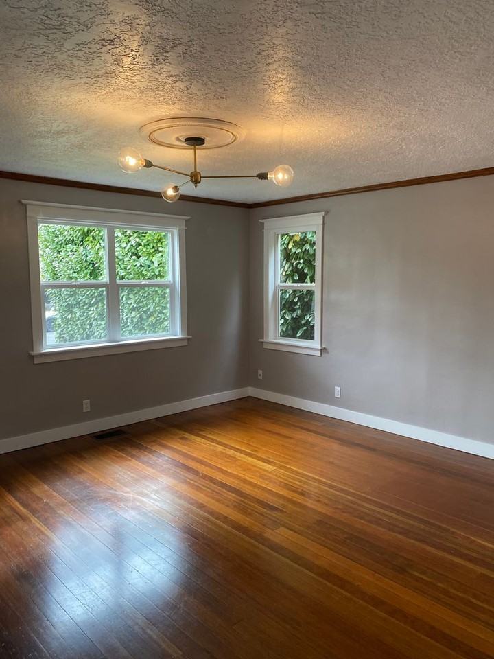 4421 Ne 86th Ave - Photo 2 of 20