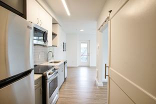 2320 N Vancouver Ave #201 - Photo 1 of 1