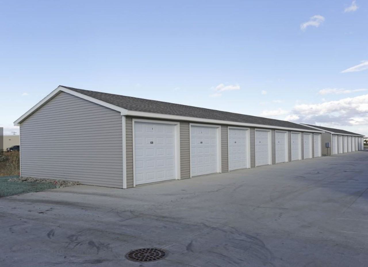 Shoal Creek Apartments - Photo 4 of 41