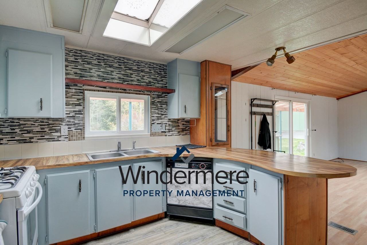 4646 Park Acres Dr - Photo 3 of 27