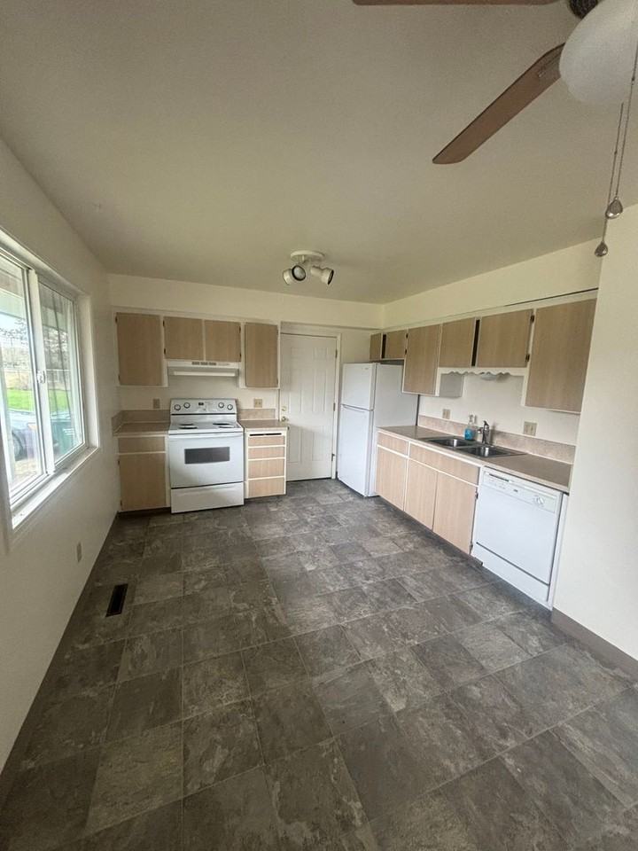 2221, 2227 N 5th St - Photo 3 of 16