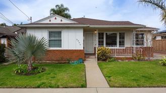 6460 Glenroy St - Photo 1 of 1