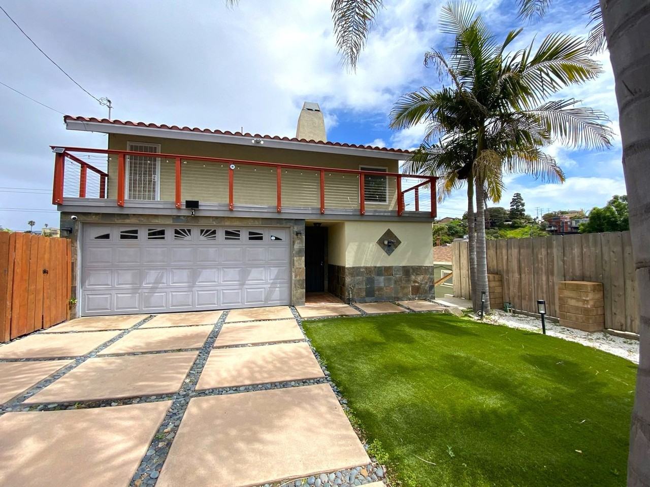 Amazing 4 Bedroom Home with Attached Garag - House Rental in San Diego,  CA