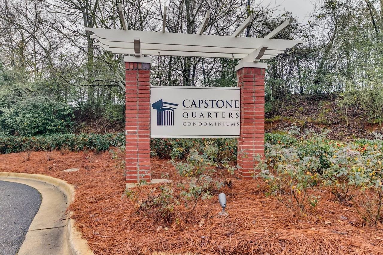 303 Helen Keller Boulevard - Photo 6 of 23