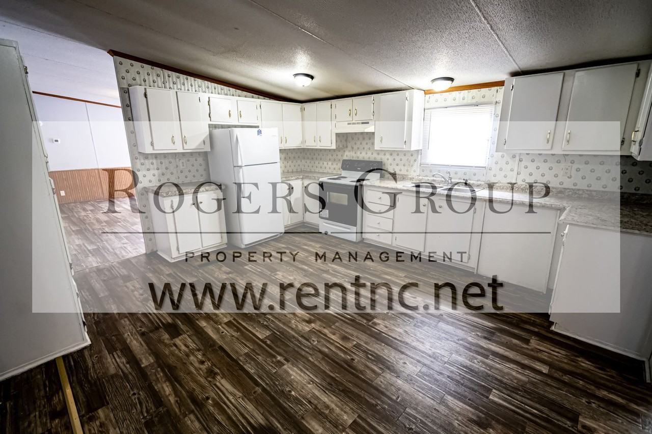 44 N Skylark Ln - Photo 2 of 13