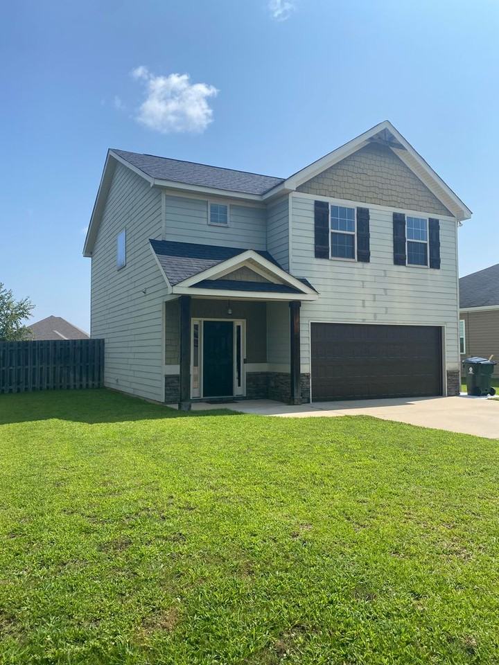 210 Edgarton Way - Photo 2 of 21