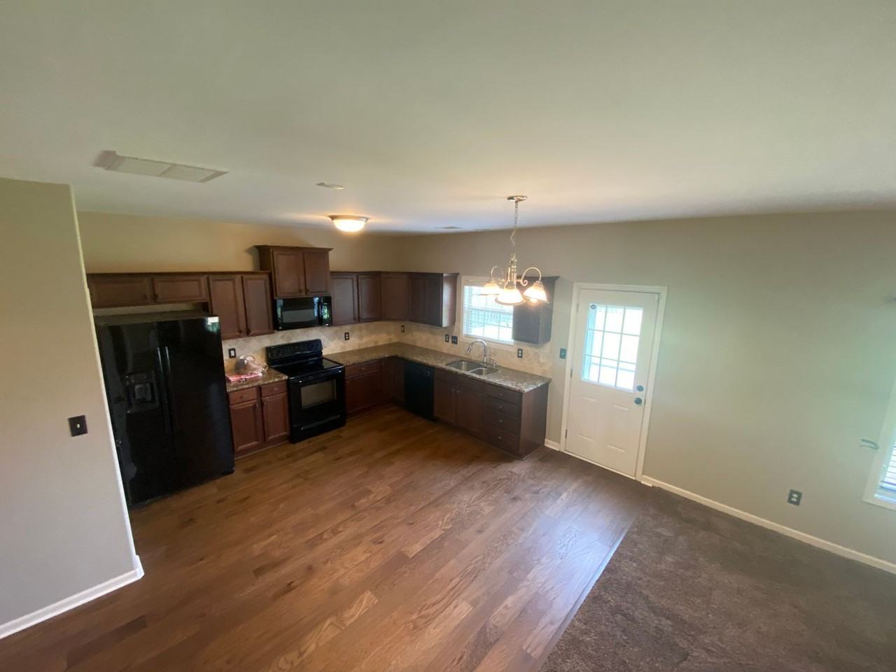 210 Edgarton Way - Photo 7 of 21