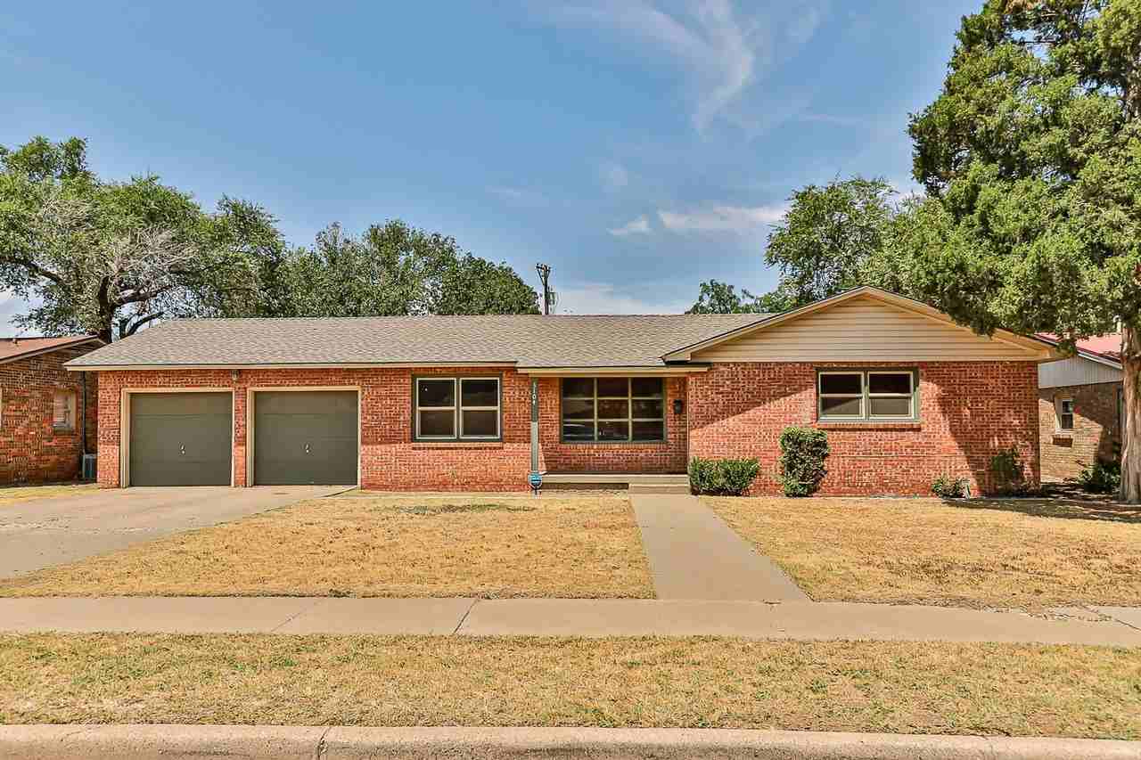 3104 49th St - Photo 2 of 27