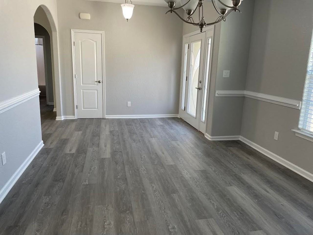 2000 Breck Ave - Photo 2 of 28